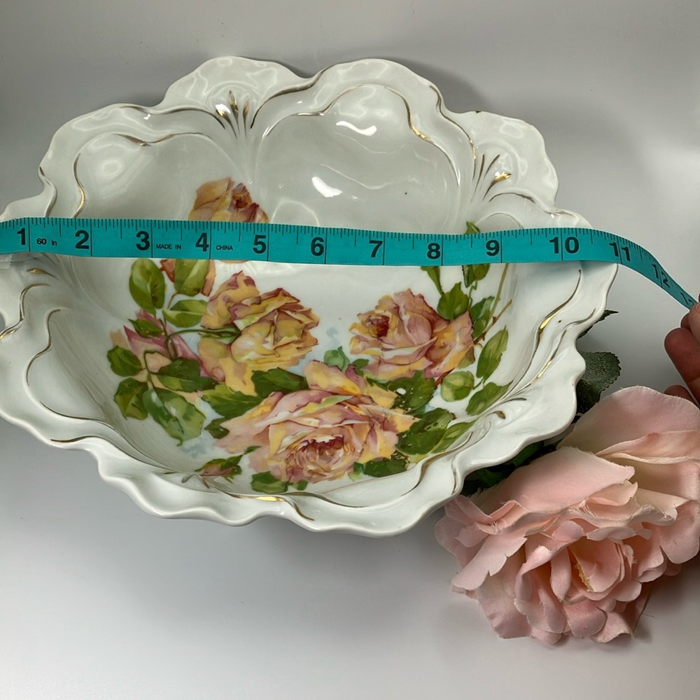 Antique German Scalloped Porcelain Bowl - Picture 14 of 16
